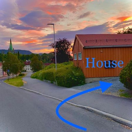 Vila Private House-Terrace-Garden -Parking-Wifi-Smarttv Trondheim Exteriér fotografie